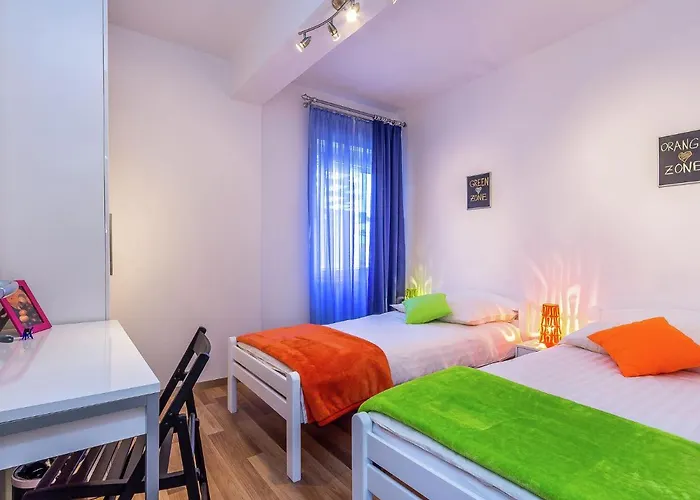 Appartement In Near Center Pula